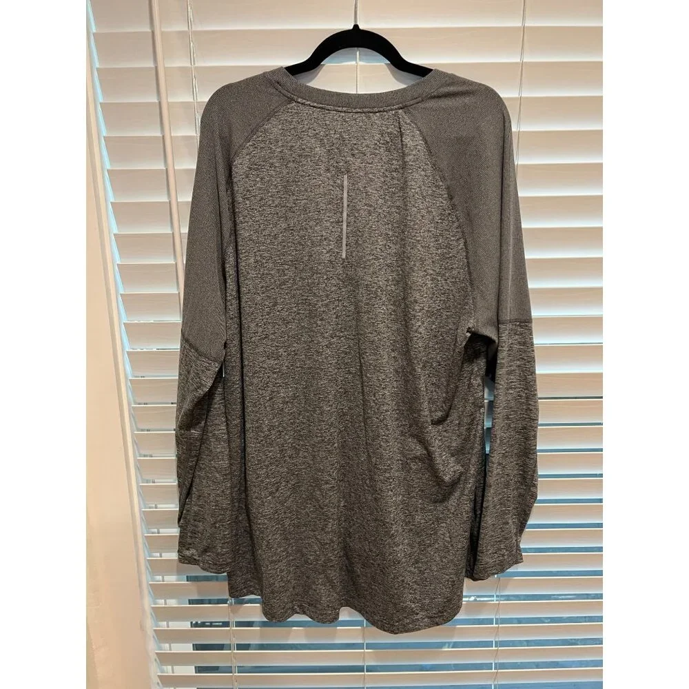 Nike Running DriFit Long Sleeve Shirt - Size XXL